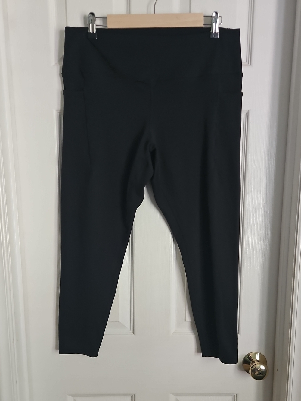 Danskin Black High-Waist Performance Leggings XL Like New